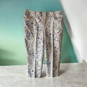 Croft & Barrow Floral Stretch Capri Pants - Size 10 - Like New!